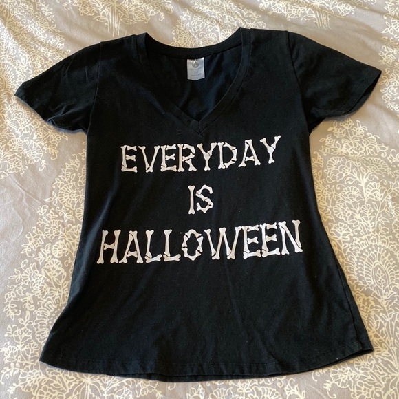 Spirit Halloween Tee - Picture 1 of 2